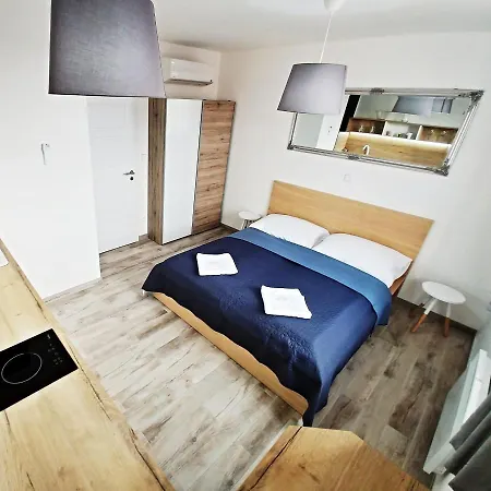 Jako Vino Pensionat 3*